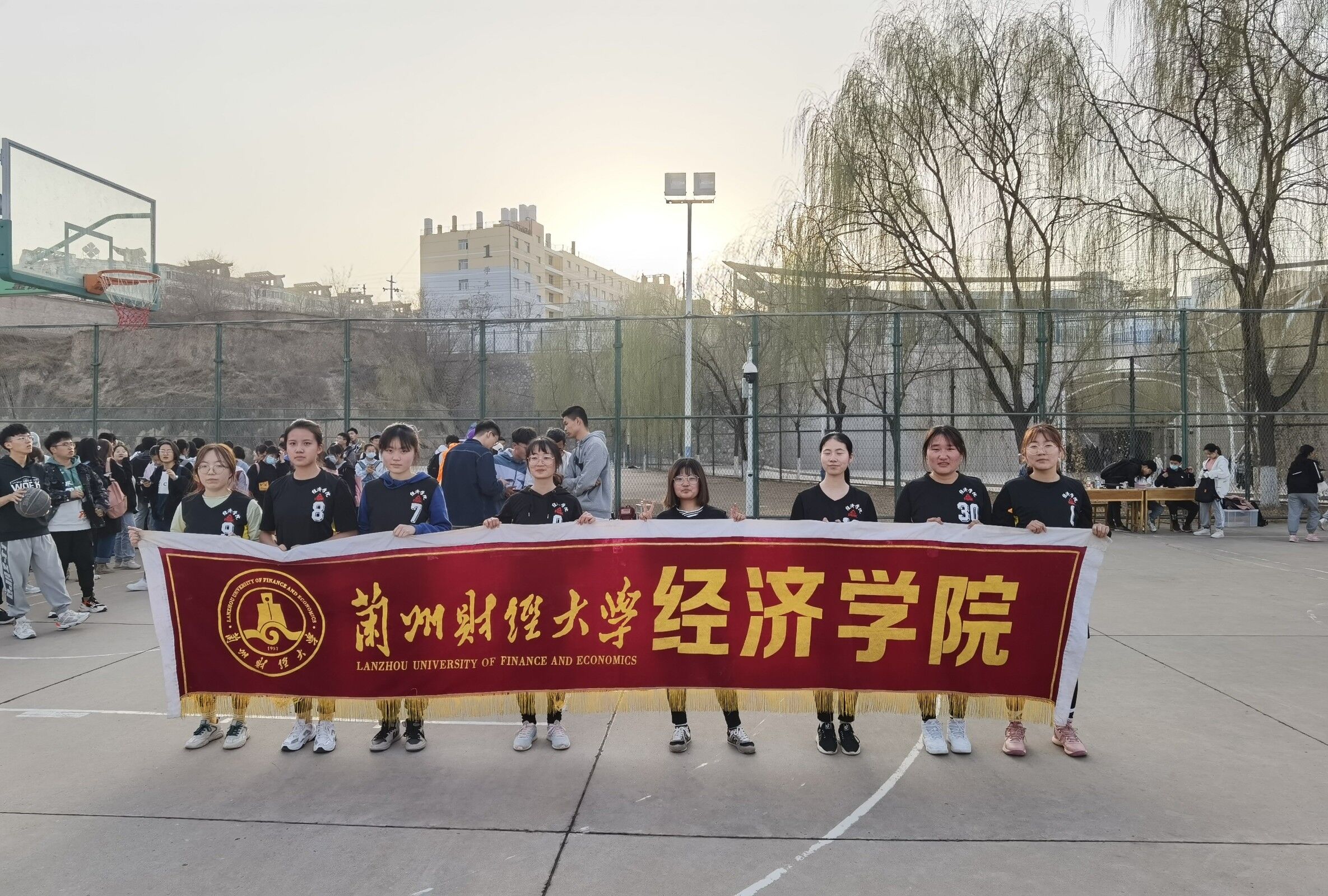 体育快讯||"三好杯"女子篮球赛-兰州财经大学经济学院